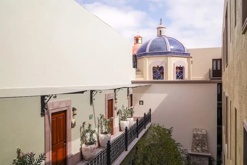 Casa Postal Hotel