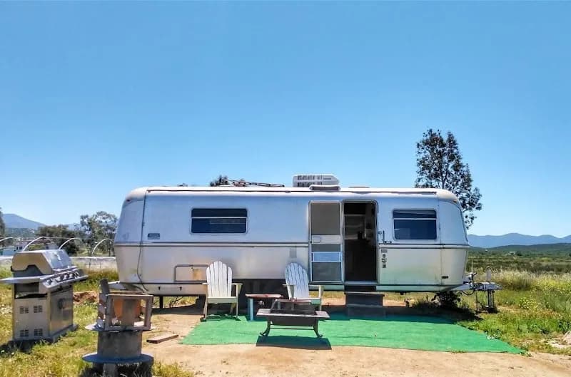 Glamping Airstreams Valle de Guadalupe, RV & Camping