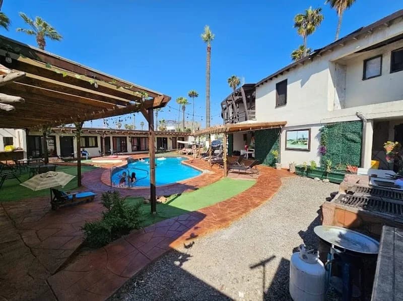 HOTEL CADILLAC