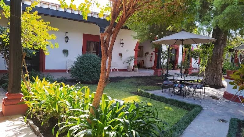 Hotel El Farol
