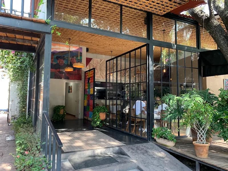 Mi Bistro 300