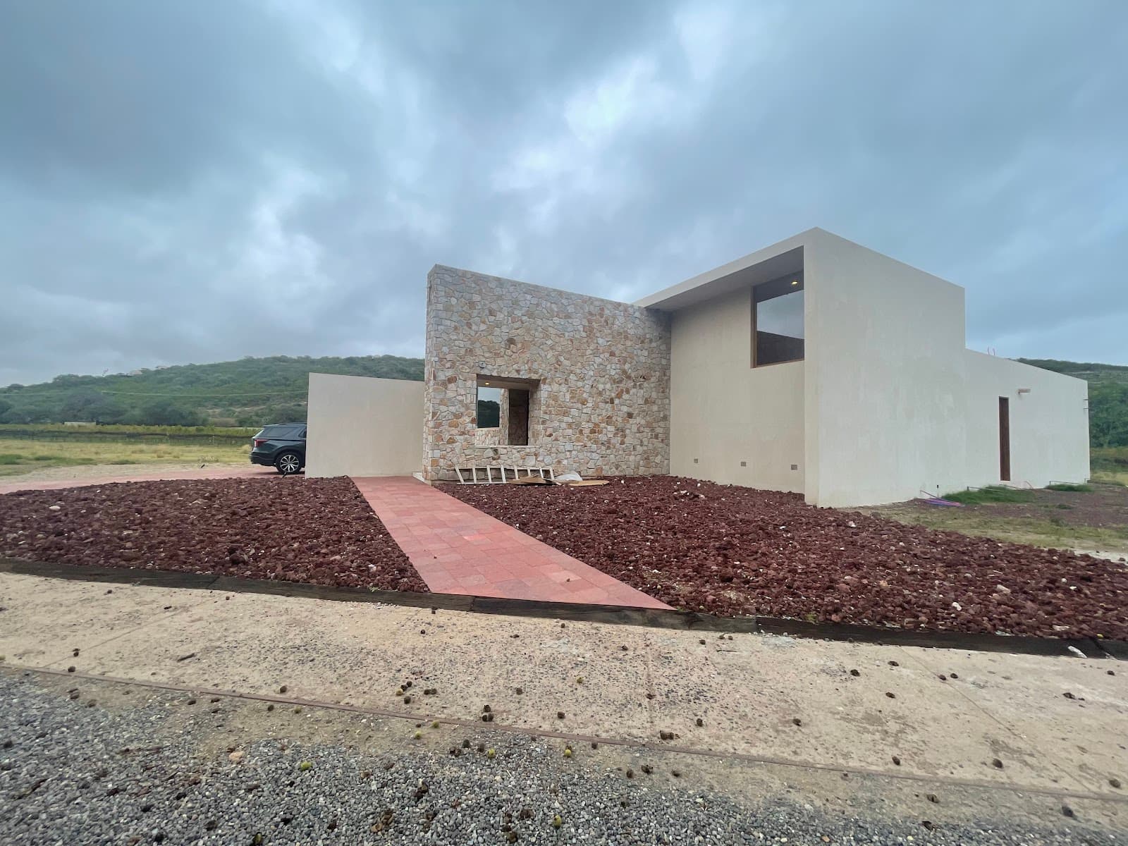 Casa Yazmín -puerta del lobo