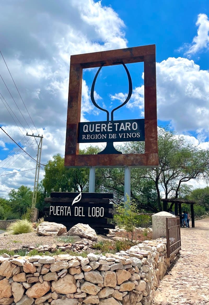 Puerta del Lobo photo 4
