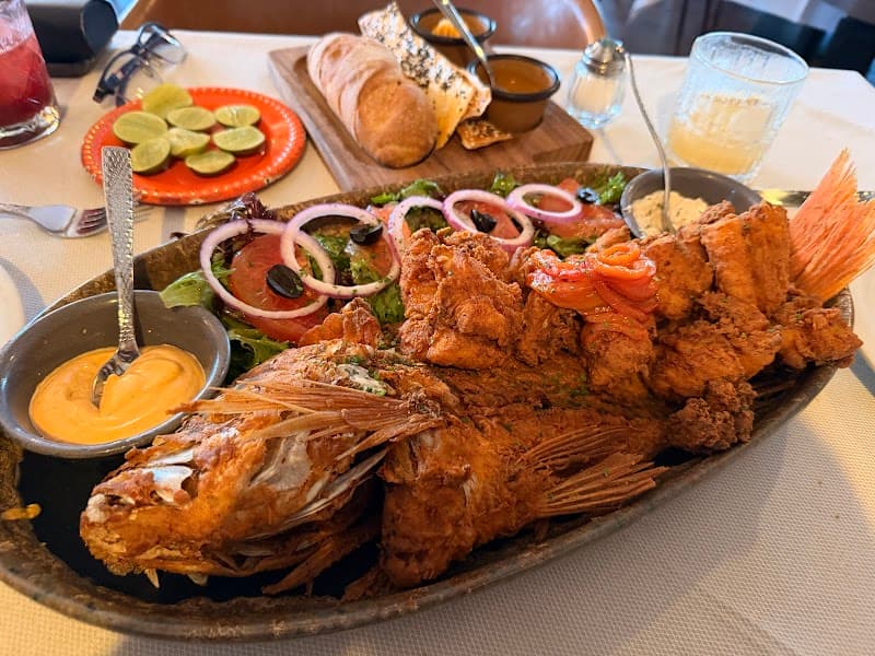 Restaurante Sanlúcar – Cocina Española y Mediterránea en Querétaro photo 4